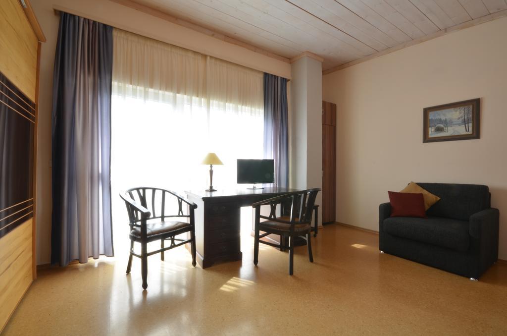 Chalet Yulia Zell am See Habitación foto