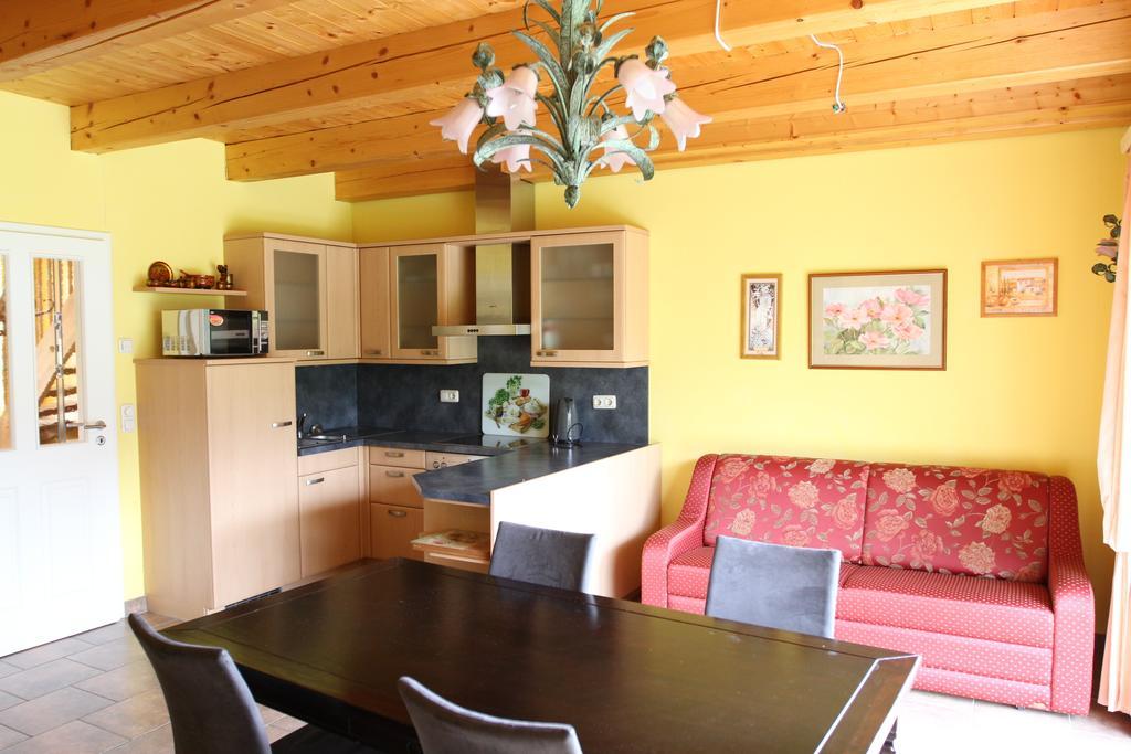 Chalet Yulia Zell am See Habitación foto